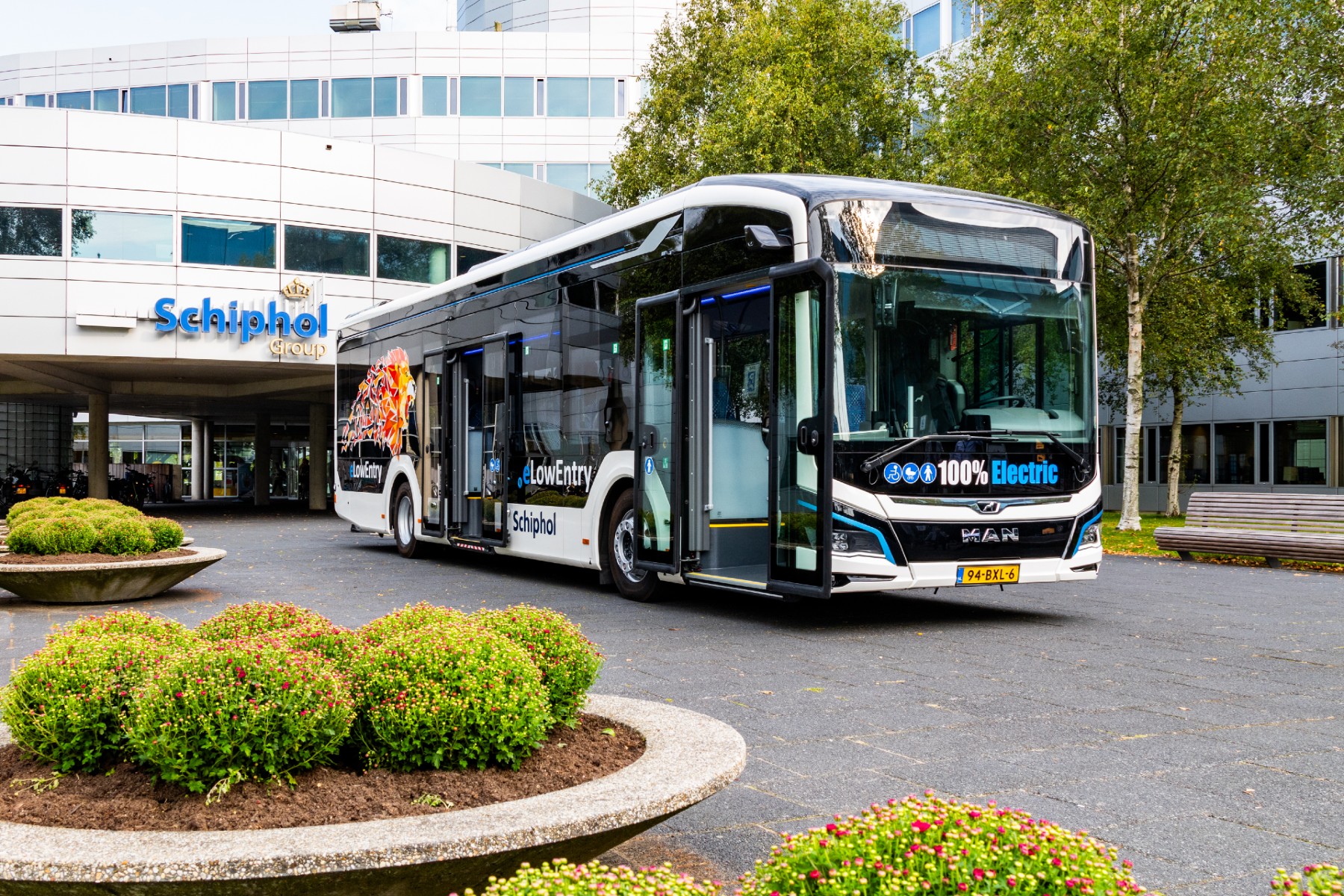 Flughafen Schiphol Setzt F Rs Vorfeld Auf E Busse Von Man