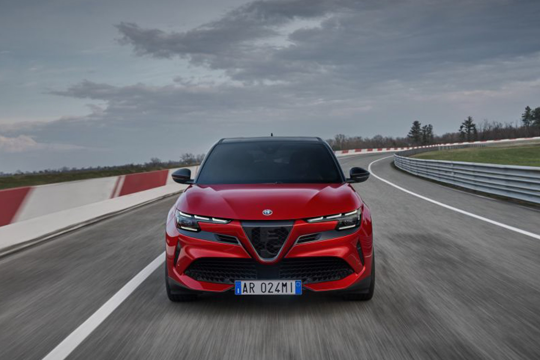 Alfa Romeo Junior Elettrica Startet Bei Euro Electrive Net