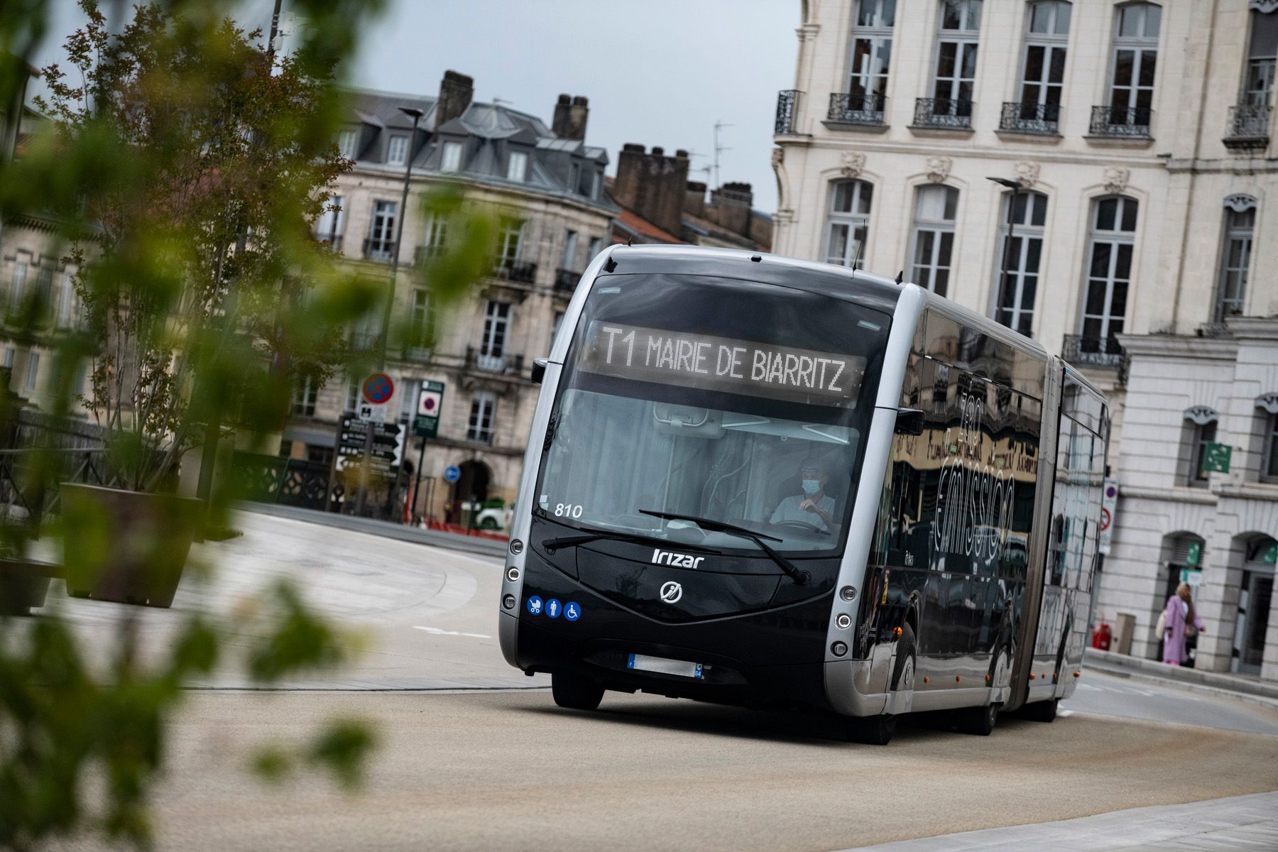 Irizar establishes new headquarters in Great Britain