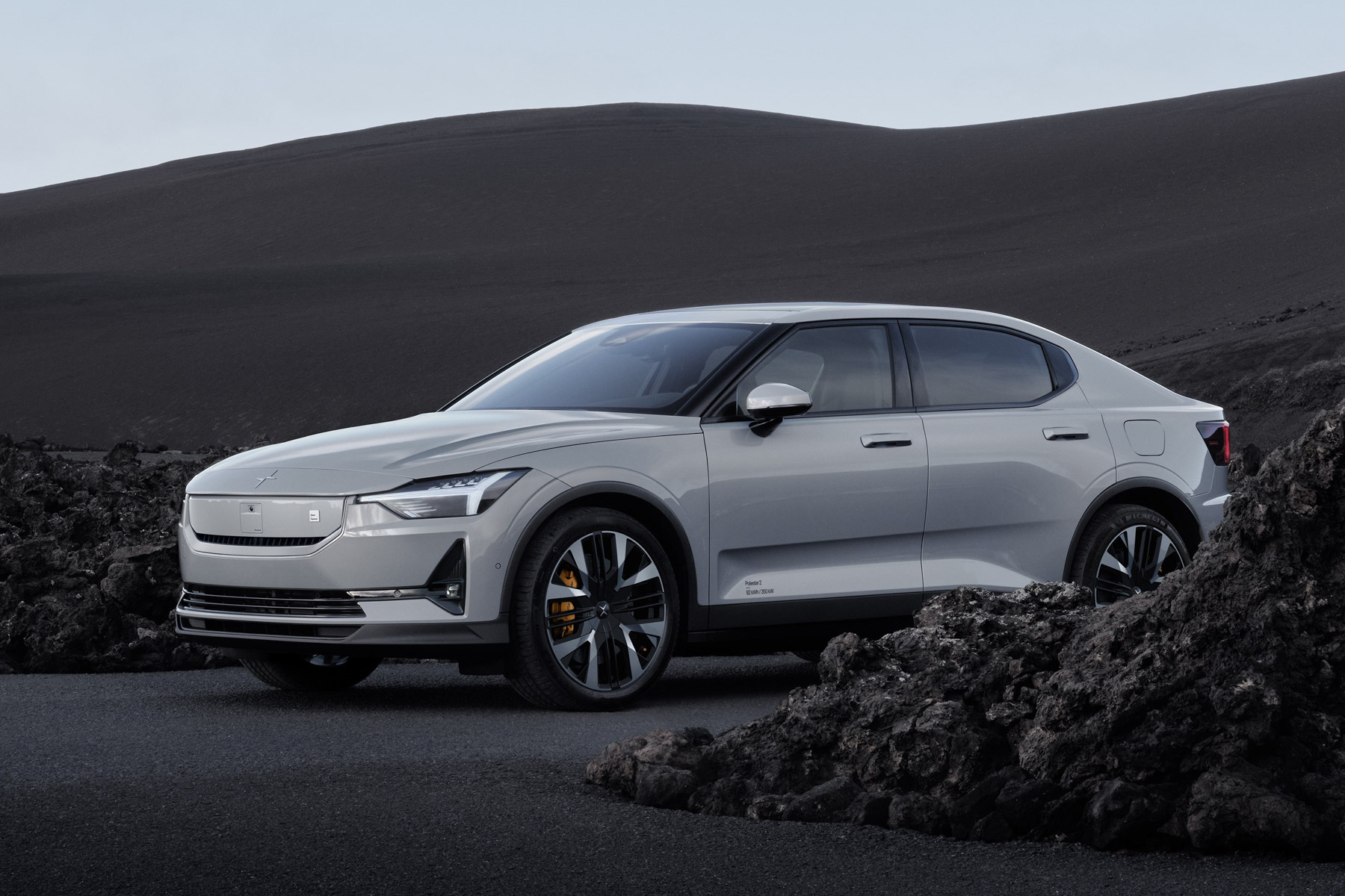 Polestar 2 Erhält Kleine Design Updates Und Mehr Reichweite 